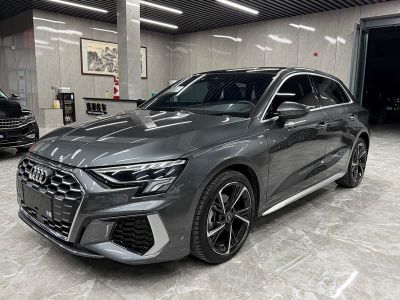 Audi A3, 2023 г., серебристый / серый, 23 000 км