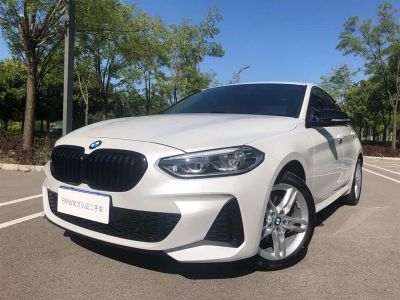 BMW 1 серия 2021 120i пакет M Sport, исполнение «Ночь»