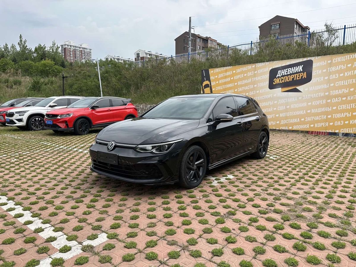 Volkswagen Golf, 2022 г., чёрный, 49 000 км Volkswagen Golf 2021 280TSI DSG R-Line