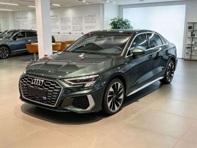 Audi A3, 2022 г., зелёный, 47 300 км