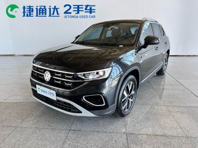 Volkswagen Tayron, 2025 г., зелёный, 1 300 км Volkswagen Tayron 2024 330TSI одна ведущая ось комплектация «Люкс Plus», исполнение «Цзиньцзе»