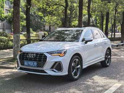 Audi Q3, 2021 г., белый, 72 100 км Audi 奥迪Q3, 2021 г., белый, 80 000 км