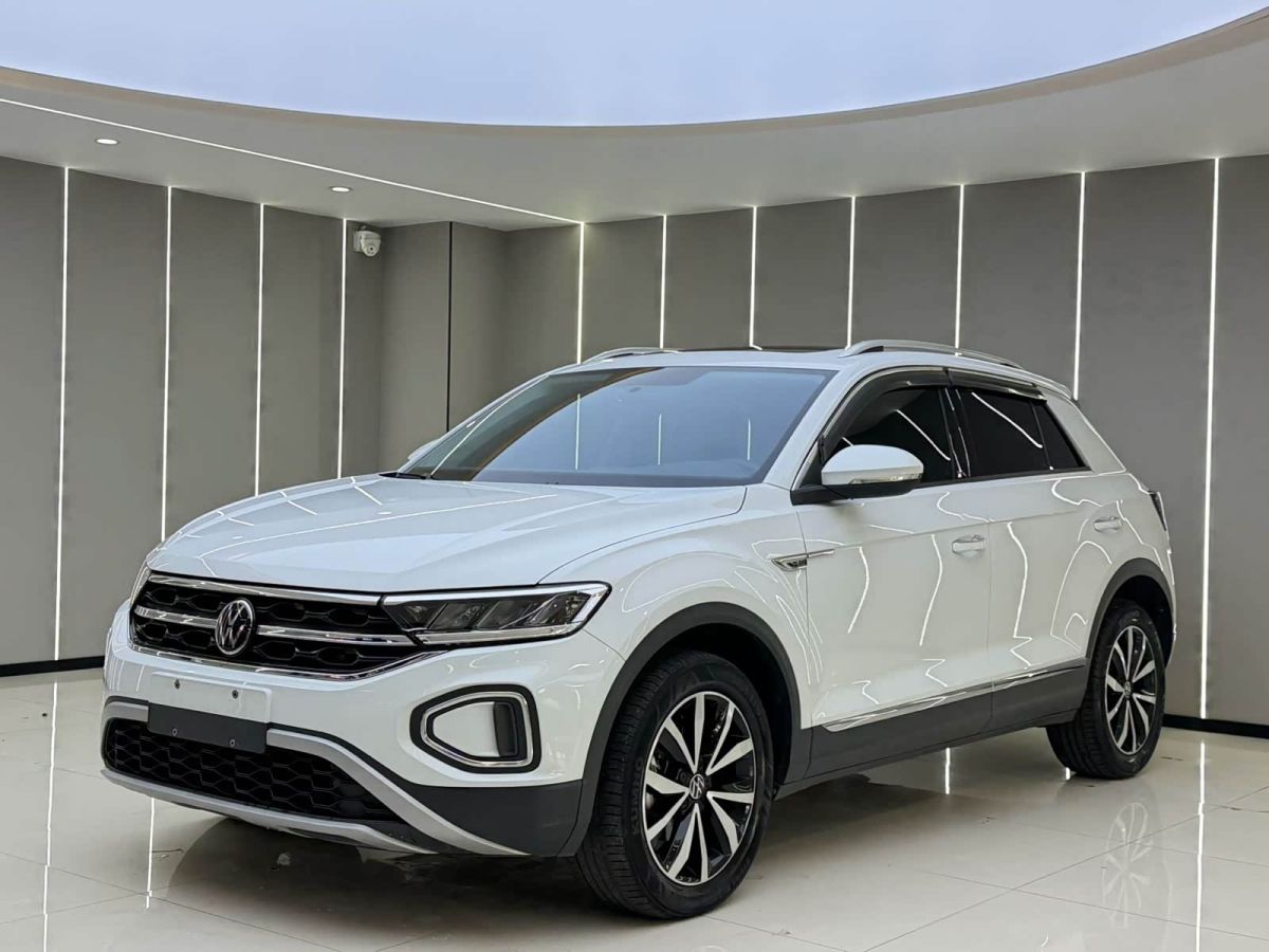 Volkswagen T-Roc, 2024 г., белый, 46 000 км Volkswagen T-Roc 2023 280TSI DSG одна ведущая ось Шигуан версия