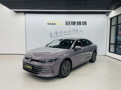 Volkswagen Passat, 2024 г., красный / фиолетовый, 35 100 км Volkswagen Passat 2025 Pro 380TSI Лунцзунь версия