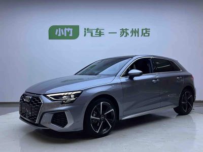 Audi A3, 2021 г., белый, 33 000 км Audi A3, 2024 г., серебристый / серый, 14 600 км