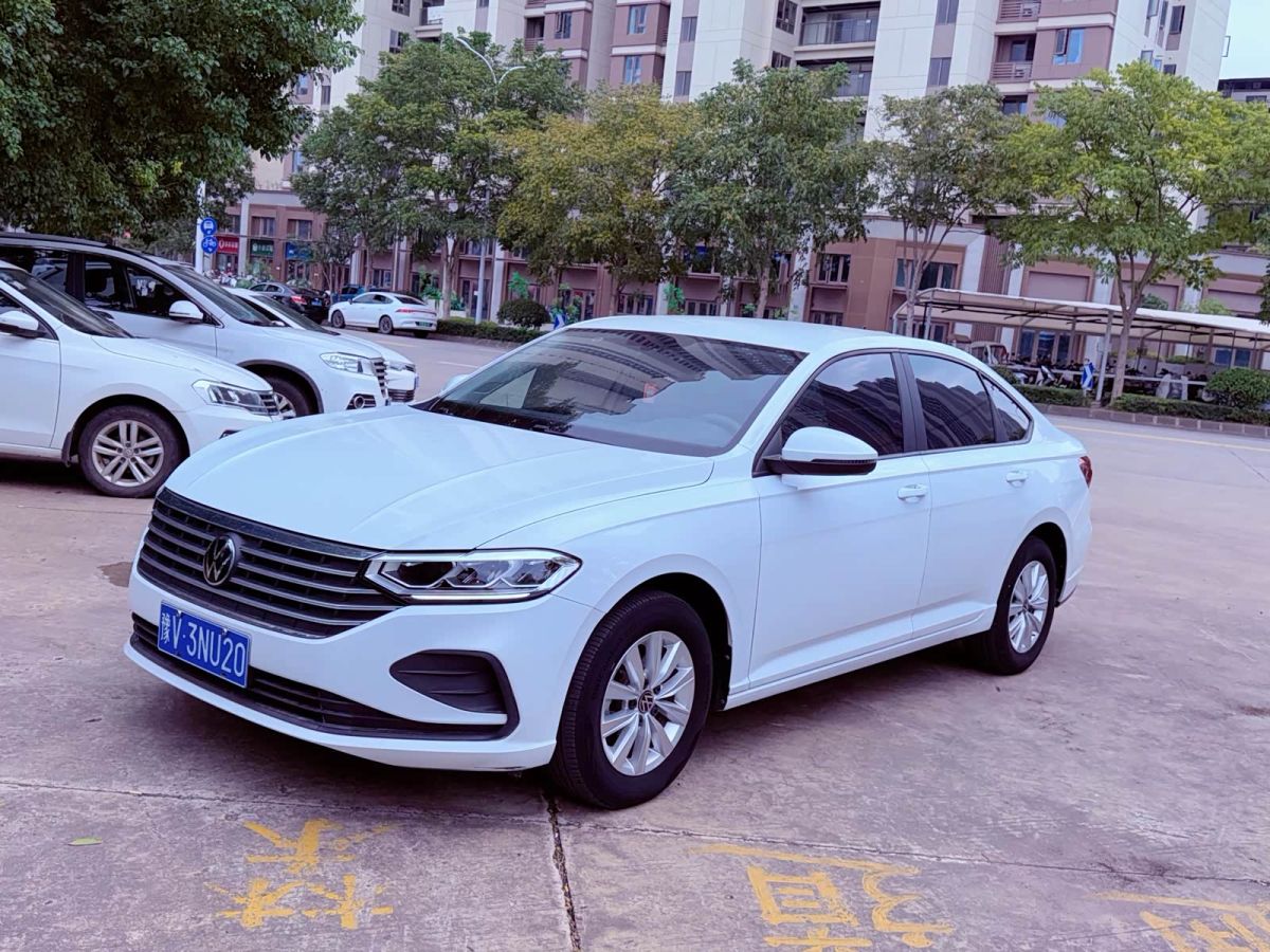 Volkswagen Lavida 2023 1.5L автомат Дэи версия