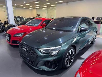 Audi A3, 2023 г., зелёный, 35 000 км