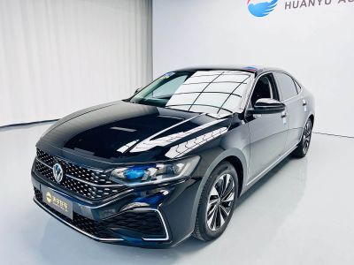 Volkswagen Passat, 2023 г., чёрный, 43 000 км Volkswagen Passat 2023 обновлённая версия 330TSI исполнение «Звёздное небо» комплектация «Элита»