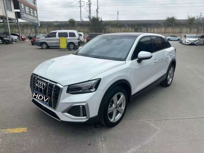 Audi Q2L, 2023 г., белый, 39 700 км Audi 奥迪Q2L, 2023 г., белый, 48 000 км