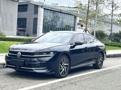 Volkswagen Magotan, 2024 г., синий, 2 300 км Volkswagen Magotan 2024 380TSI DSG комплектация «Суприм»