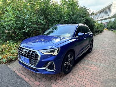 Audi 奥迪Q3, 2023 г., синий, 37 000 км
