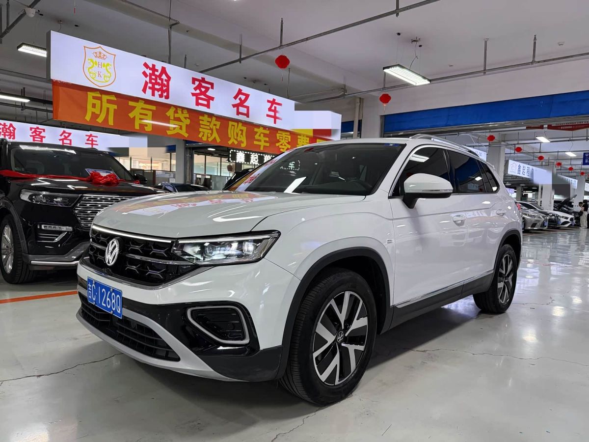 Volkswagen Tayron 2024 300TSI одна ведущая ось комплектация «Люкс Plus», исполнение «Цзиньцзе»