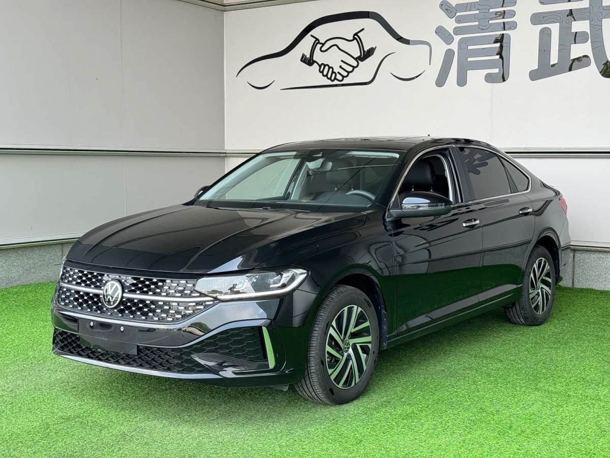 Volkswagen Lavida 2024 300TSI DSG исполнение «Звёздное небо» комплектация «Маньи»