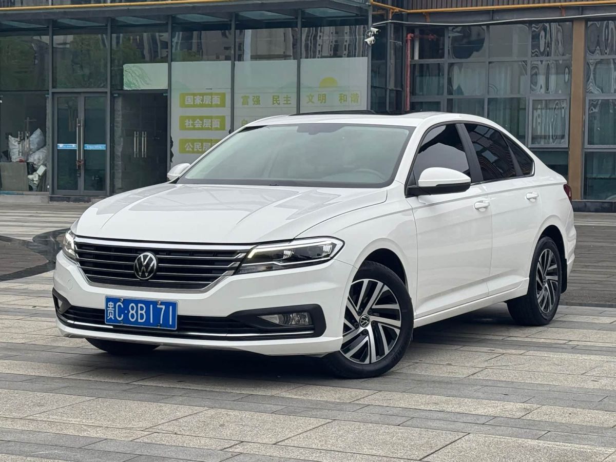 Volkswagen Lavida, 2022 г., белый, 66 000 км Volkswagen Lavida 2022 1.5L Автомат Комфорт
