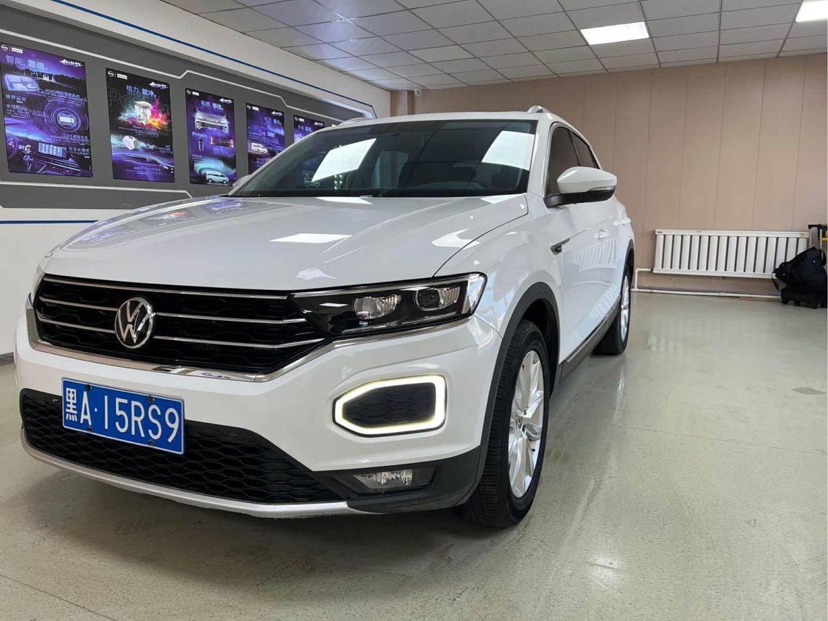 Volkswagen T-Roc 2022 280TSI DSG одна ведущая ось Элита PLUS