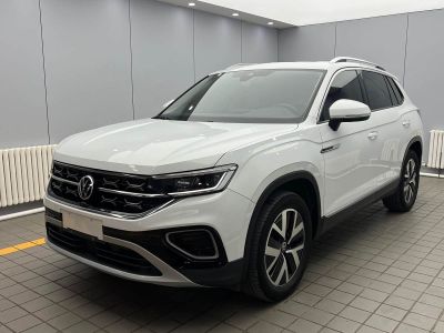 Volkswagen Tayron, 2023 г., белый, 48 000 км Volkswagen Tayron 2023 280TSI одна ведущая ось комплектация «Люкс Plus», исполнение «Цзиньцзе»