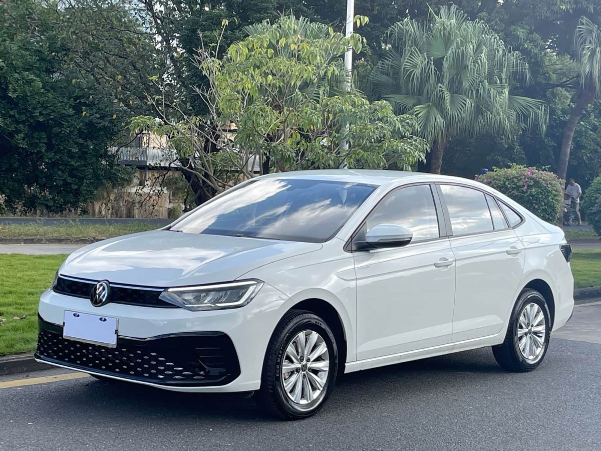 Volkswagen Lavida 2025 исполнение «Синьжуй» 1.5L комплектация «Синьи»