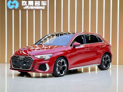 Audi A3, 2023 г., красный / фиолетовый, 13 000 км