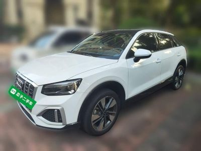 Audi Q2L, 2022 г., белый, 43 200 км Audi 奥迪Q2L, 2022 г., белый, 46 900 км