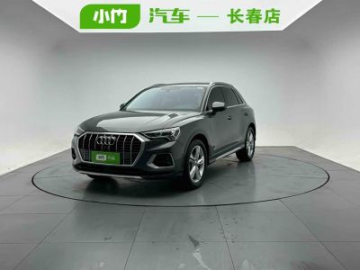 Audi 奥迪Q3, 2022 г., серебристый / серый, 17 000 км