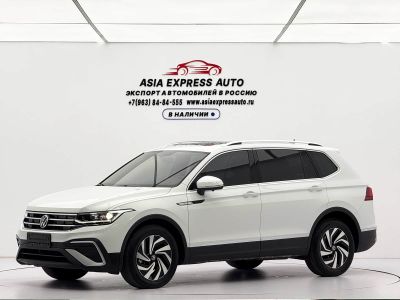 Volkswagen Tiguan L, 2022 г., шампань / коричневый, 44 000 км Volkswagen Tiguan L 2023 280TSI автомат одна ведущая ось ограниченная серия «Чаочуан»