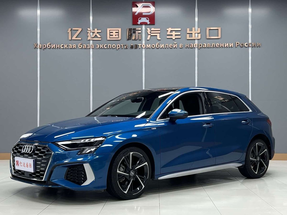 Audi A3, 2022 г., синий, 57 000 км Audi A3, 2022 г., синий, 57 000 км