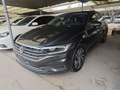 Volkswagen Sagitar, 2022 г., серебристый / серый, 69 000 км Volkswagen Sagitar 2022 280TSI DSG комплектация «Фэйюэ»