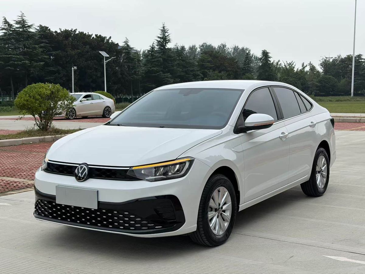 Volkswagen Lavida 2023 исполнение «Синьжуй» 1.5L автомат комплектация «Синьи»