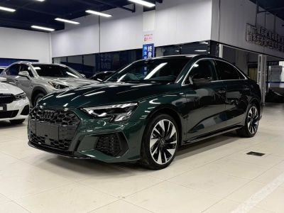 Audi A3, 2023 г., зелёный, 47 000 км