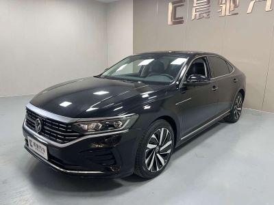 Volkswagen Passat, 2022 г., чёрный, 52 000 км Volkswagen Passat 2023 обновлённая версия 380TSI Люкс