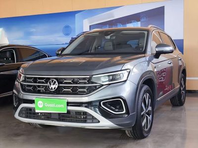 Volkswagen Tayron, 2024 г., белый, 30 000 км Volkswagen Tayron 2023 300TSI одна ведущая ось комплектация «Люкс Plus», исполнение «Цзиньцзе»