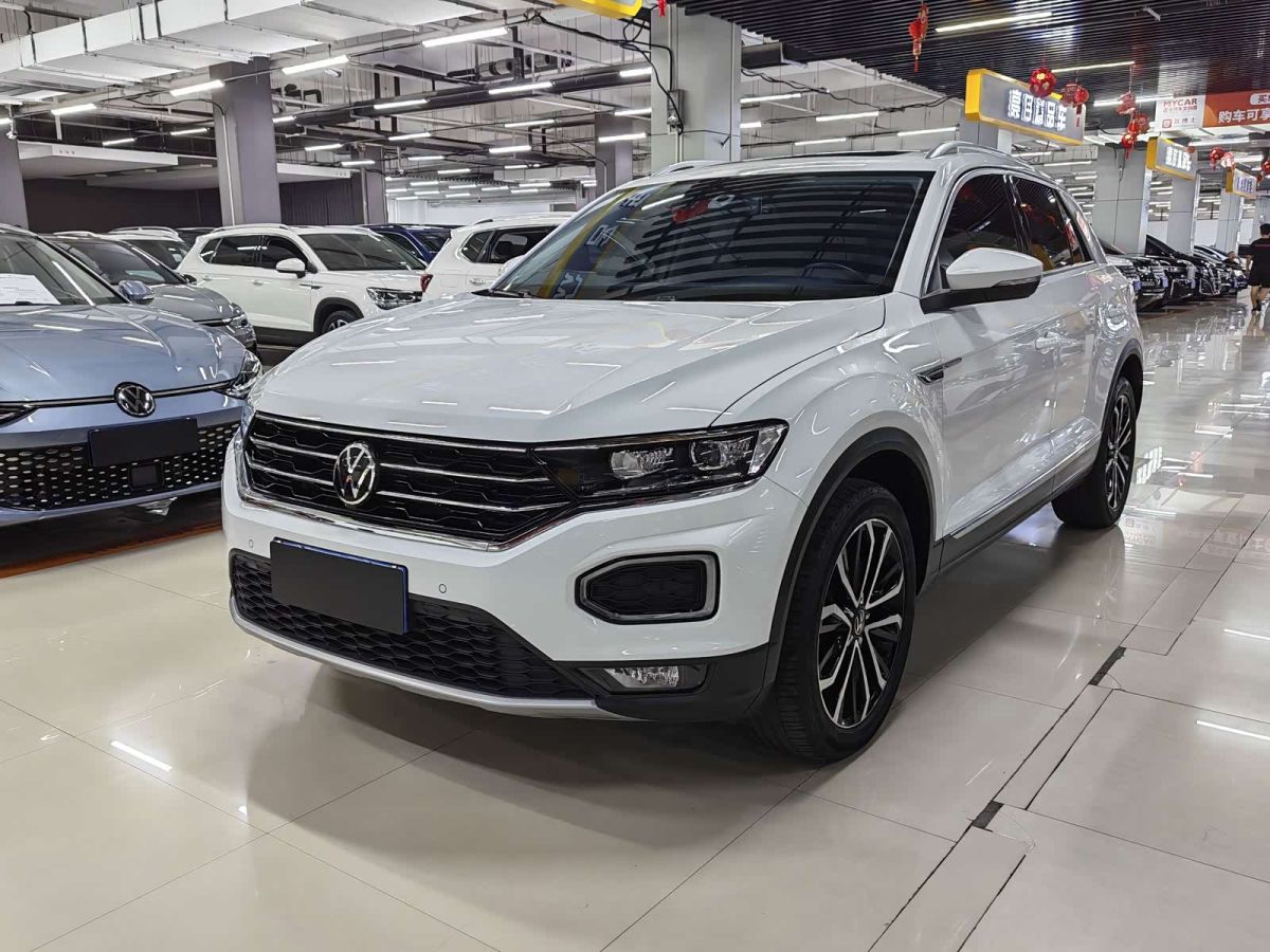 Volkswagen T-Roc 2022 280TSI DSG одна ведущая ось Комфорт PLUS