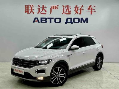 Volkswagen T-Roc, 2022 г., белый, 18 500 км Volkswagen T-Roc 2022 280TSI DSG одна ведущая ось Комфорт PLUS