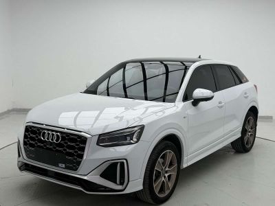 Audi Q2L, 2022 г., белый, 20 000 км Audi 奥迪Q2L, 2022 г., белый, 22 000 км