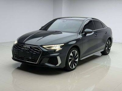 Audi A3, 2024 г., зелёный, 10 000 км Audi A3, 2024 г., зелёный, 21 000 км