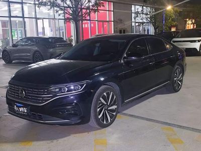 Volkswagen Passat, 2023 г., чёрный, 43 000 км Volkswagen Passat 2024 380TSI Люкс