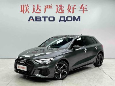 Audi A3, 2022 г., серебристый / серый, 16 300 км Audi A3, 2022 г., серебристый / серый, 26 200 км