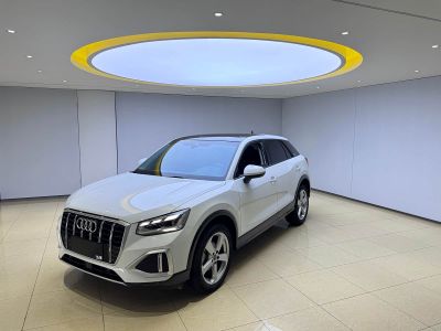 Audi Q2L, 2022 г., белый, 43 200 км Audi 奥迪Q2L, 2022 г., белый, 46 000 км