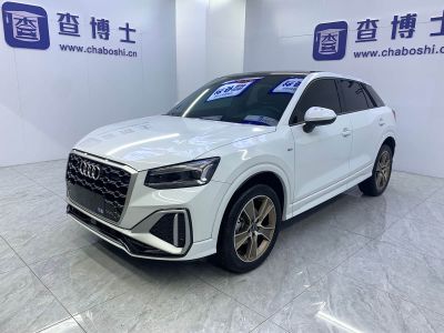 Audi Q2L, 2022 г., белый, 30 000 км Audi 奥迪Q2L, 2022 г., белый, 35 400 км