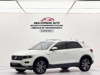 Volkswagen T-Roc, 2022 г., белый, 39 000 км Volkswagen T-Roc 2022 280TSI DSG одна ведущая ось Комфорт PLUS