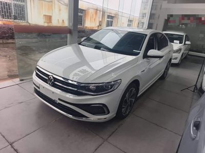 Volkswagen Bora, 2023 г., белый, 50 000 км Volkswagen Bora 2023 280TSI DSG комплектация «Цзуньсин»