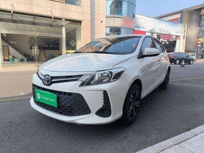 Toyota Levin, 2024 г., белый, 43 100 км Toyota 威驰FS, 2021 г., белый, 20 900 км