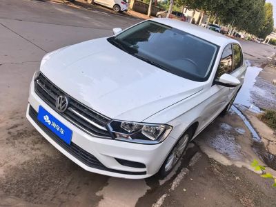 Volkswagen Bora, 2022 г., белый, 38 000 км Volkswagen Bora 2019 обновлённая версия Bora · Легенда 1.5L автомат, комплектация «Стиль» китайский экостандарт VI
