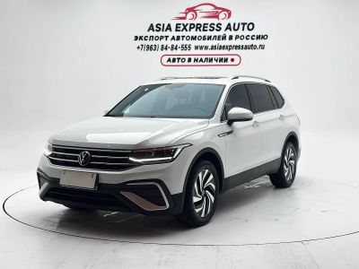 Volkswagen Tiguan L, 2022 г., белый, 28 600 км Volkswagen Tiguan L 2023 280TSI автомат одна ведущая ось ограниченная серия «Чаочуан»