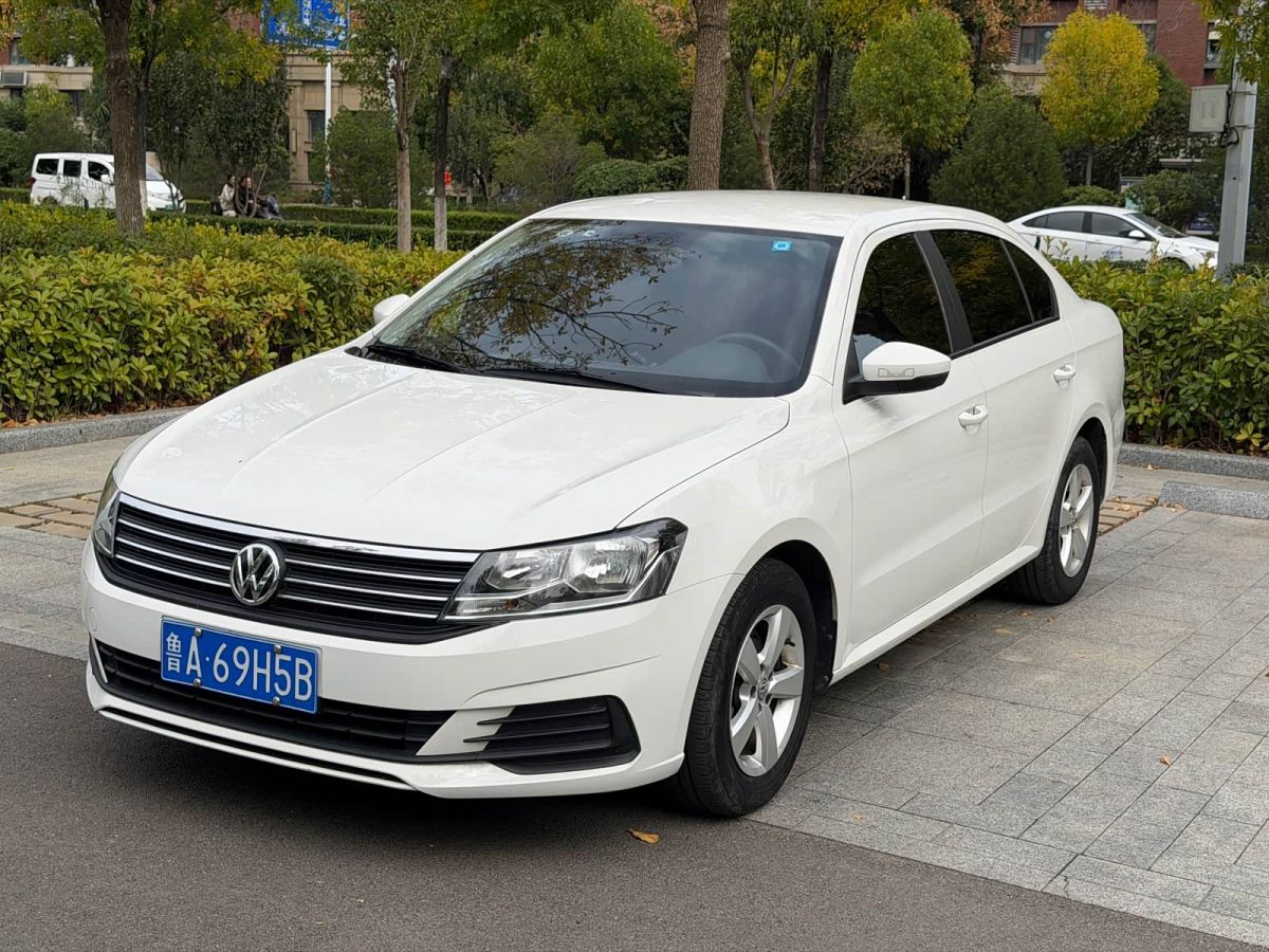Volkswagen Lavida, 2022 г., белый, 72 000 км Volkswagen Lavida 2019 Lavida 启航 1.5L автомат комплектация «Стиль» китайский экостандарт VI