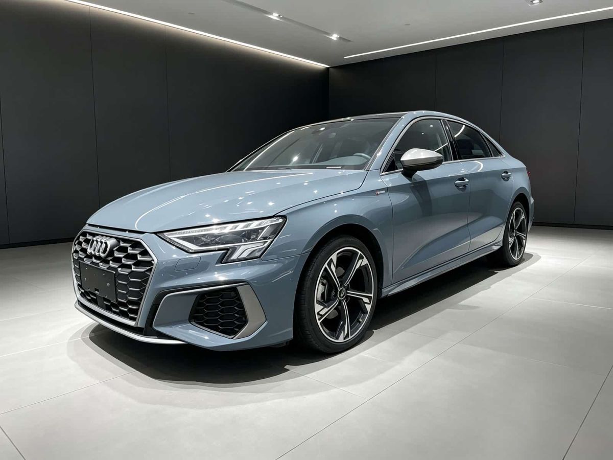 Audi A3, 2022 г., синий, 20 000 км