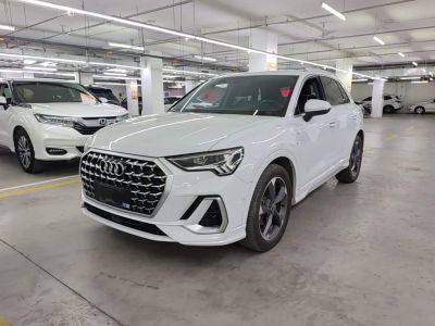 Audi 奥迪Q3, 2024 г., белый, 28 200 км