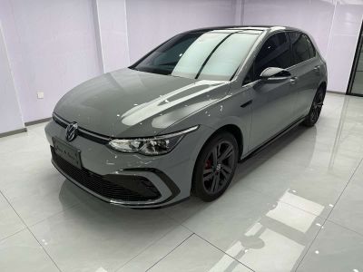 Volkswagen Golf, 2024 г., белый, 55 500 км Volkswagen Golf 2023 обновлённая версия 280TSI DSG R-Line Lite