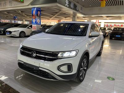 Volkswagen T-Roc, 2023 г., белый, 30 000 км Volkswagen T-Roc 2023 280TSI DSG одна ведущая ось Шигуан версия