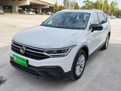 Volkswagen Tiguan L 2024 исполнение «Чучжун» 300TSI автомат одна ведущая ось комплектация «Лунтэн»